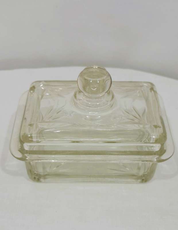 Vintage glass trinket bowl/butter dish with lid
