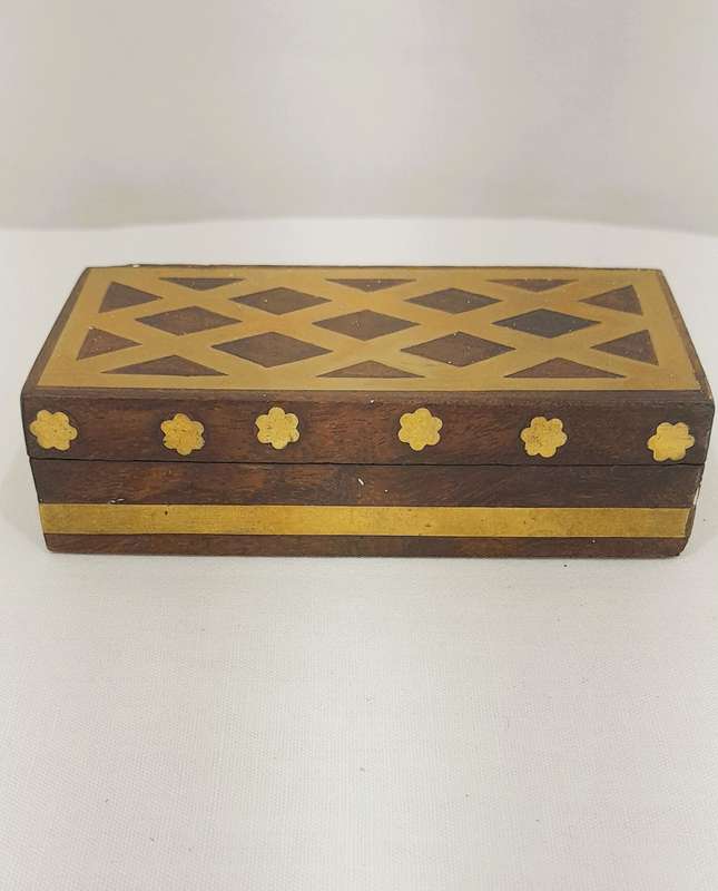 Vintage wooden trinket box