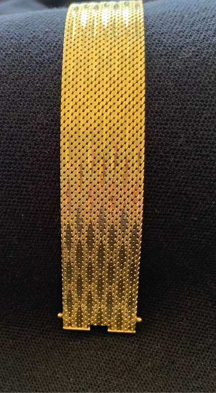 Exquisite Vintage 14K Gold Mesh Bracelet - one-of-a-kind statement piece.