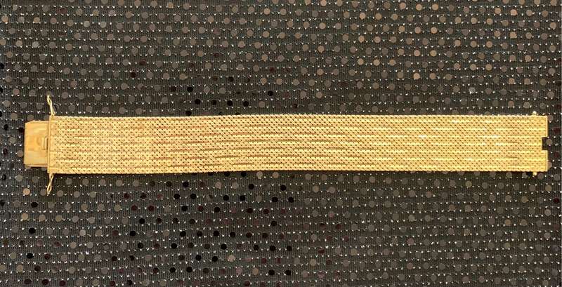 Exquisite Vintage 14K Gold Mesh Bracelet - one-of-a-kind statement piece.