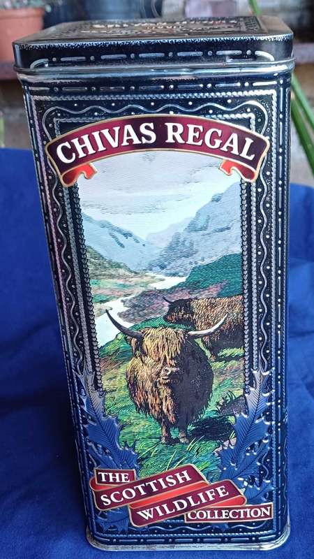 Chivas Regal tin
