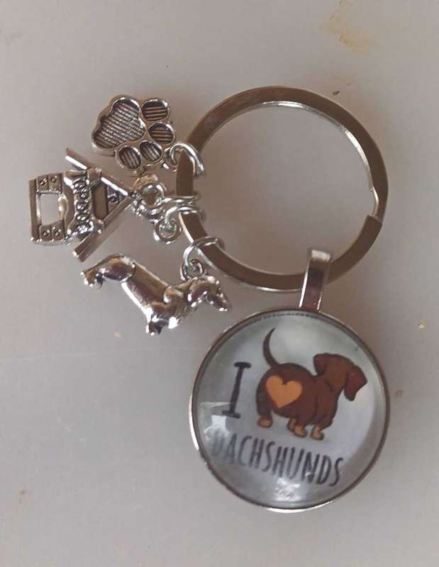 I love Dachshunds keyring