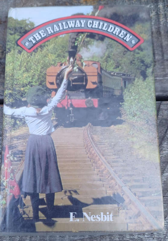The railway children by E Nesbit