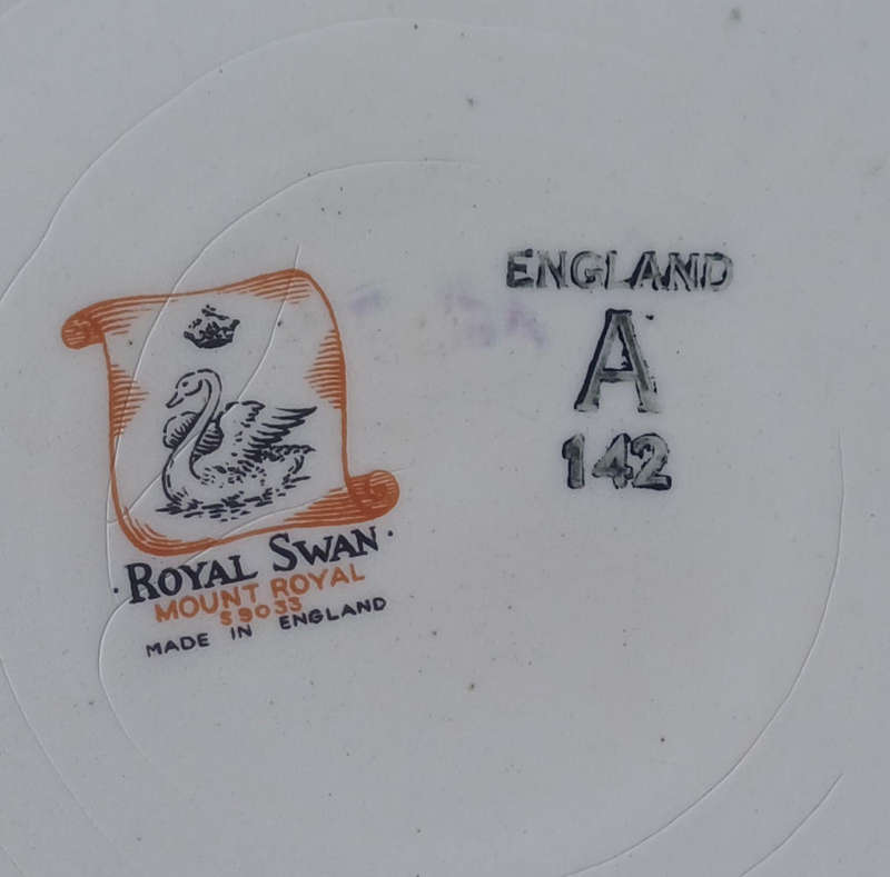 Royal Swan bowl