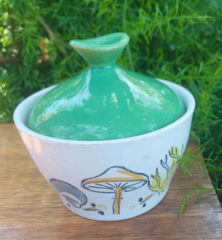 Vintage Mykolo container