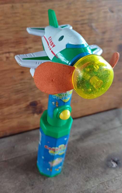 Candy air toy