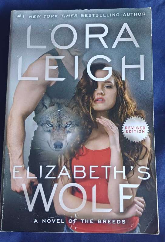 Elizabeth's wolf by Lora Leigh