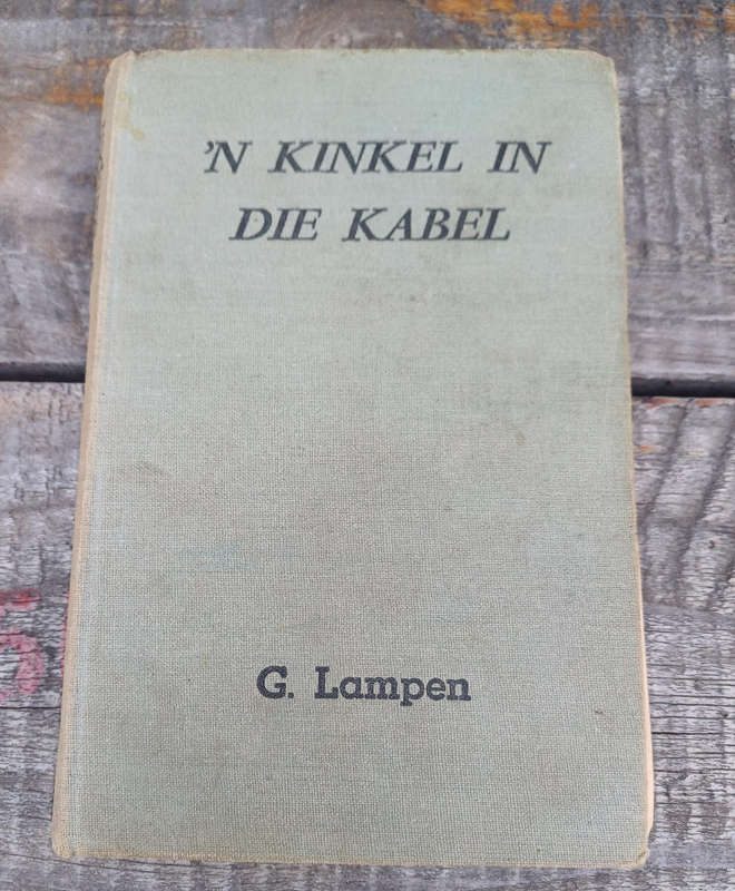 'n Kinkel in die kabel deur G Lampen