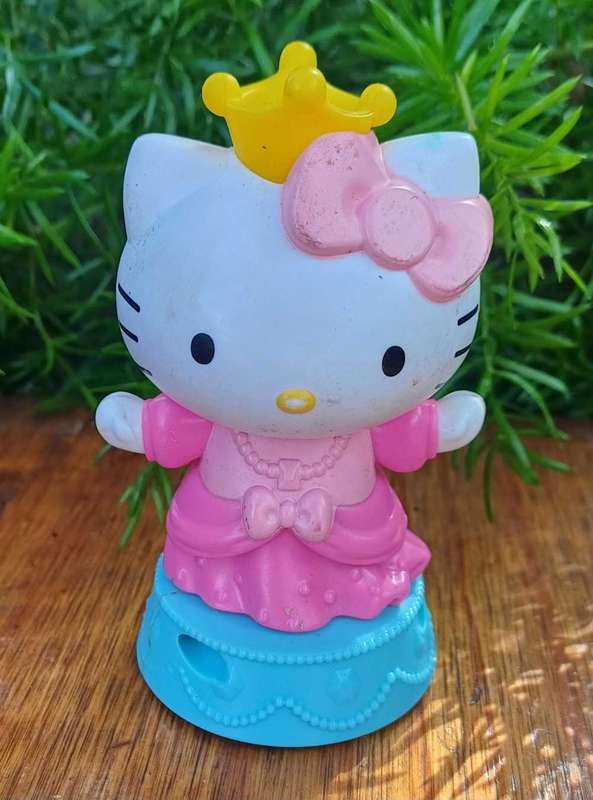 McDonalds hello kitty toy