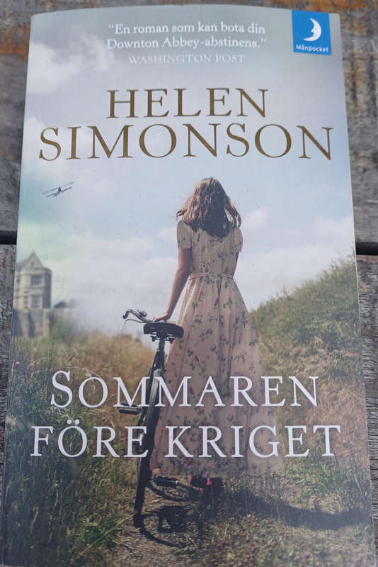 Sommaren fore kriget by Helen Simonson