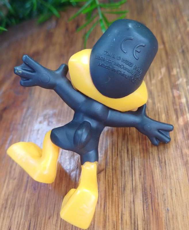 McDonalds daffy duck toy