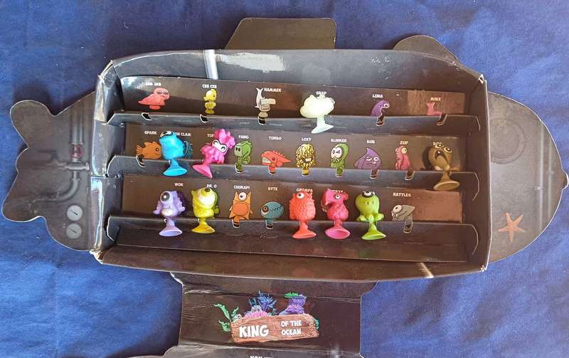 Stikeez album - not complete