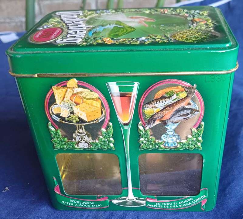 Underberg tin
