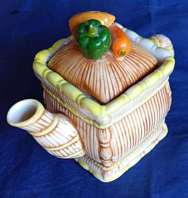 Cute teapot