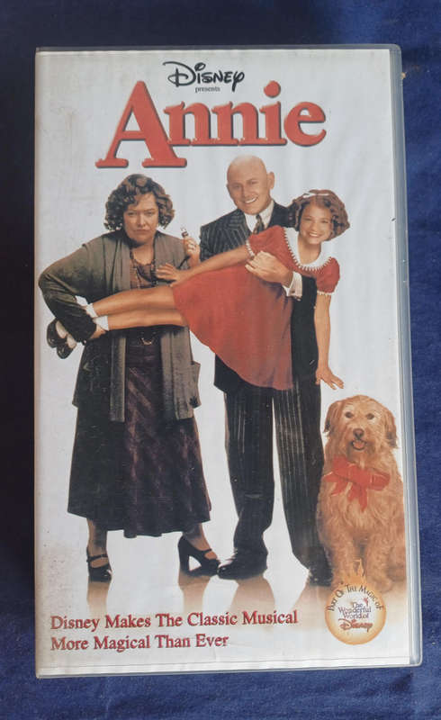Annie vhs