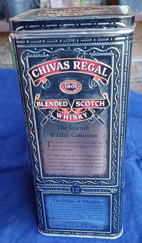 Chivas Regal tin