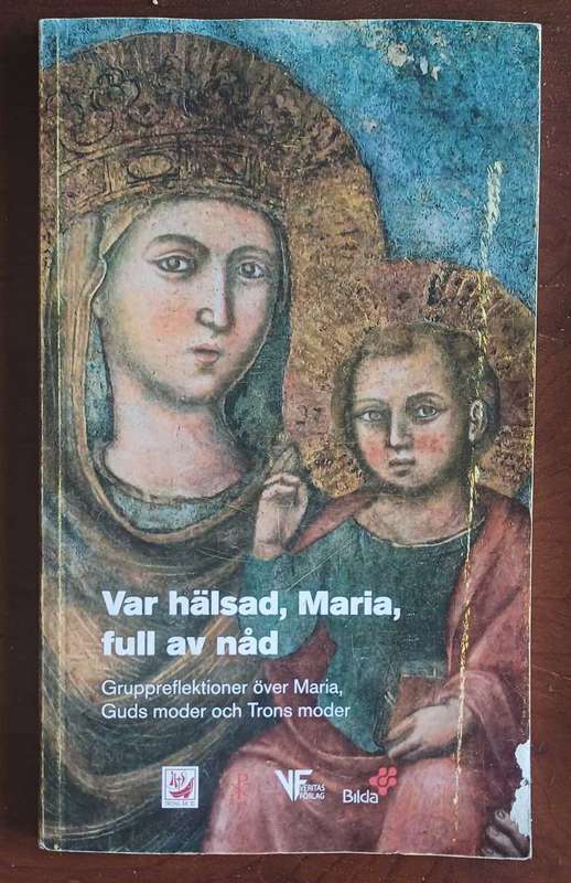 Var halsad, Maria, full av nad