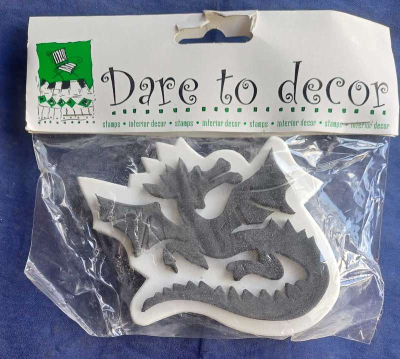 Dare to decor stamp