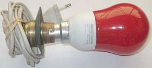 1 lamp socket with lead with red light bulb with 2-point plug