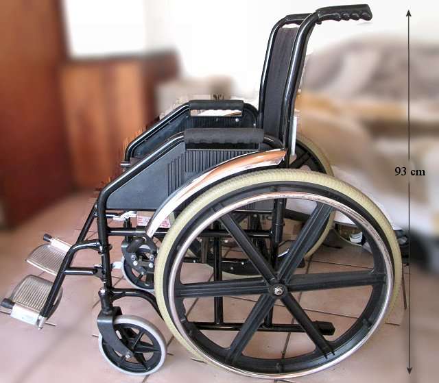 Wheelchairs - manual push - 2nd hand - black