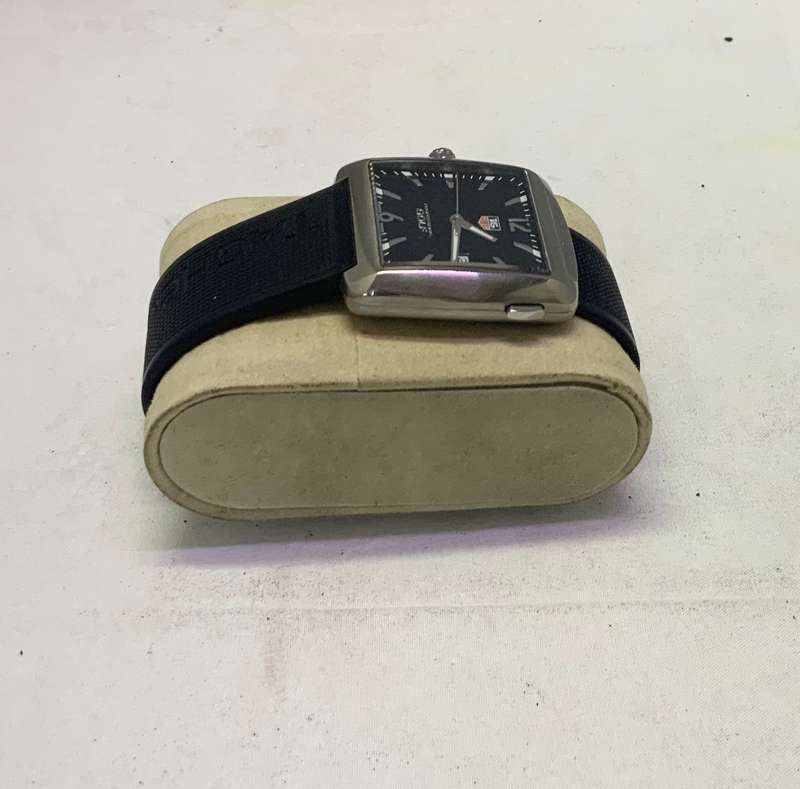 Tag heuer professional golf watch tiger woods addition