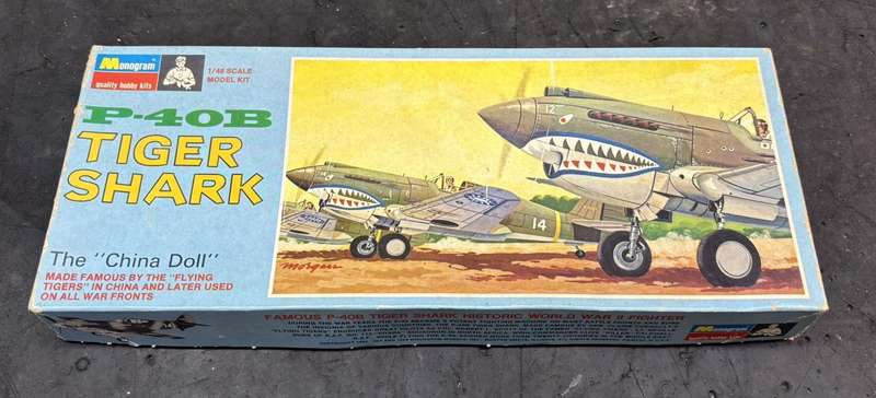 Monogram tiger shark p-40b 1/48