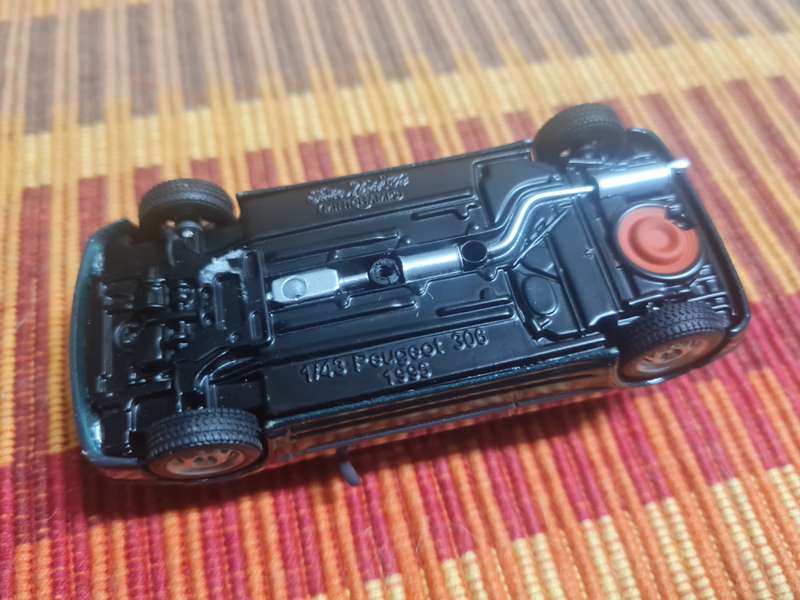 1/43 scale model : Minichamps Peugeot 306