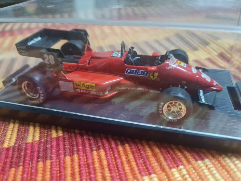 1/43 scale model : Ferrari #28