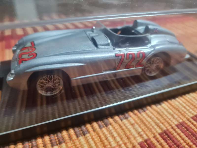 #722 Mercedes,  make - Brumm , 1/43 scale