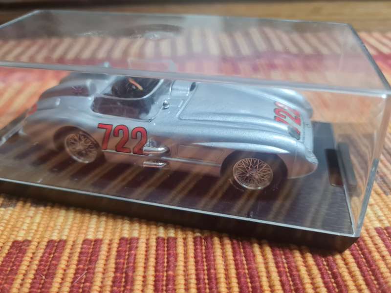 #722 Mercedes,  make - Brumm , 1/43 scale