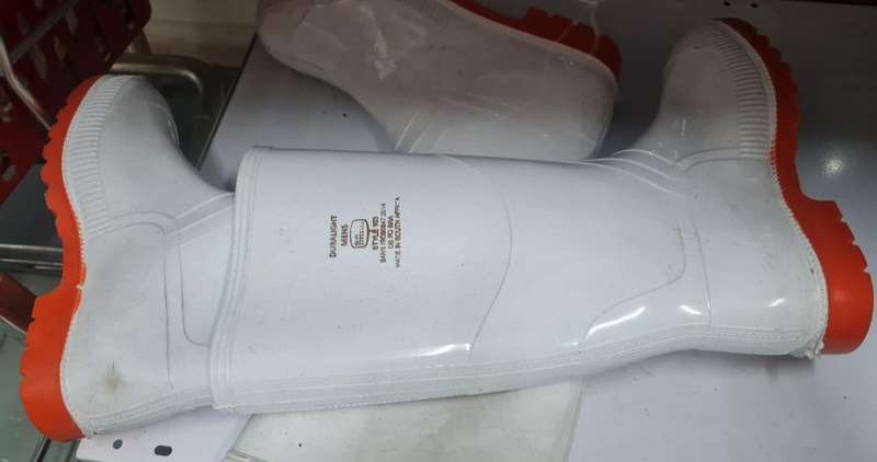 White Gumboots size 5