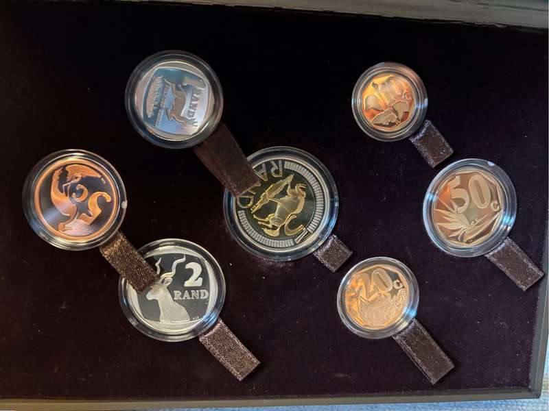 2010 SOUTH AFRICAN PROOF COIN SET SOCCER