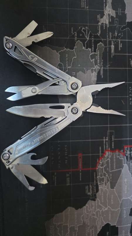 Leatherman Wingman (with new generic canvas pouch)