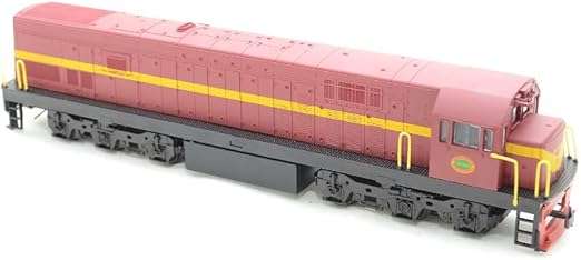South African Model Train :  SAR Class 34 Diesel Locomotive  - Powered  (HO)
