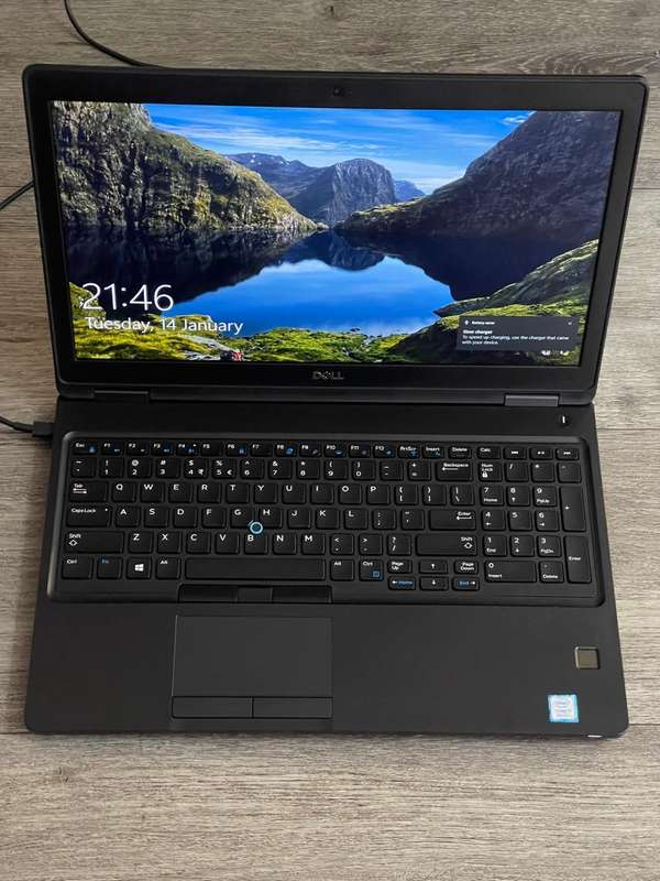 DELL PRECISION 3530 | 8TH GEN CORE i7-8750H | 16GB DDR4 | 256GB SSD | 15.6` FHD | 4GB NVIDIA QUADRO