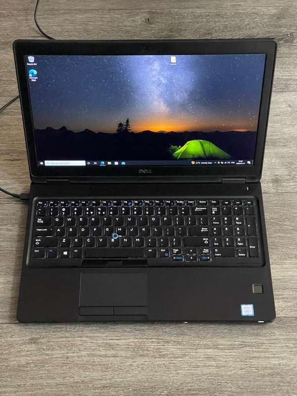 DELL PRECISION 3530 | 8TH GEN CORE i7-8750H | 16GB DDR4 | 256GB SSD | 15.6` FHD | 4GB NVIDIA QUADRO