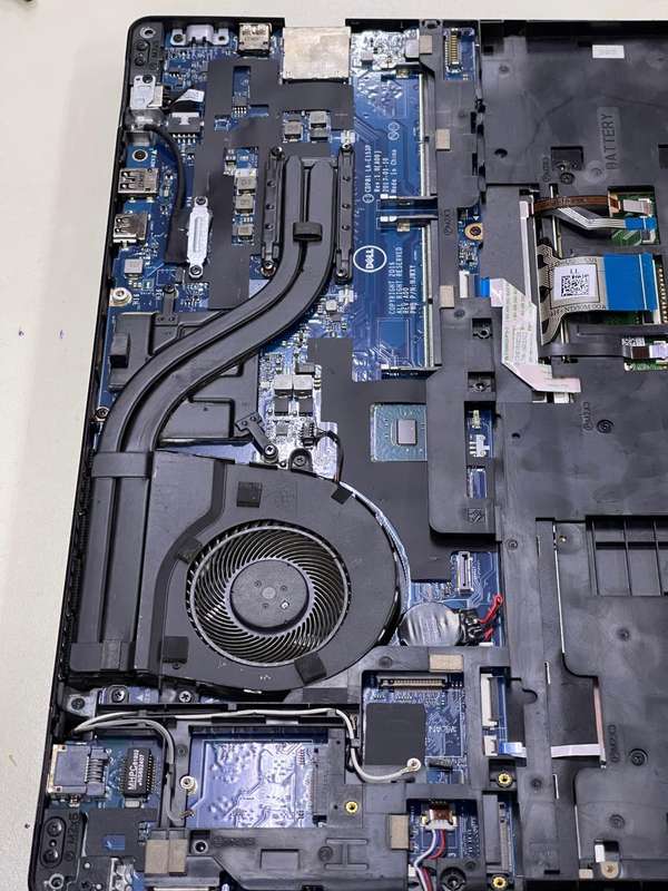 DELL PRECISION 3520 MOTHERBOARD (INTEL CORE i7-7700HQ)