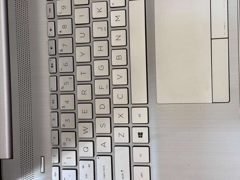 HP Laptop 15-dw3003ni Palmrest with Keyboard and Touchpad / 250 G8 / G9 / 15-DW Series (Silver)