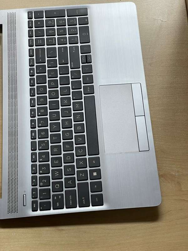 HP 250 G8 HP 255 G8 Notebook Palmrest with Keyboard / 250 G8 / G9 / 15-DW Series (Silver)