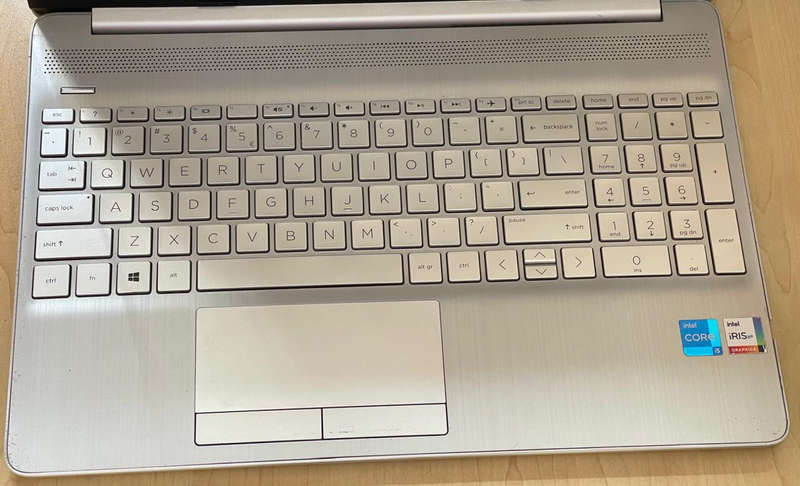 HP Laptop 15-dw3003ni Palmrest with Keyboard and Touchpad / 250 G8 / G9 / 15-DW Series (Silver)