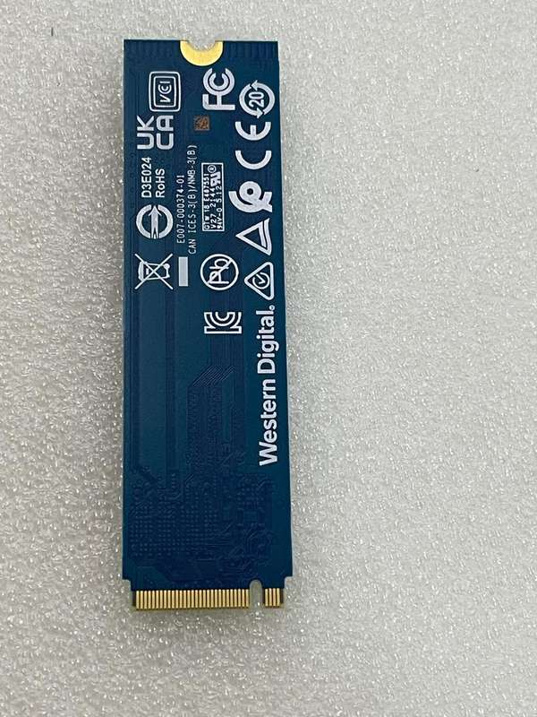 2TB WD BLUE SN570 NVMe SSD M.2 2280 (LIKE NEW)