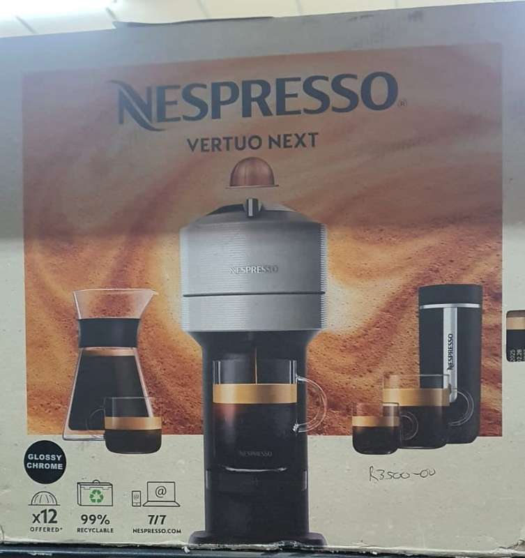 Nespresso Vertuo Next Coffee Machine - Glossy crome