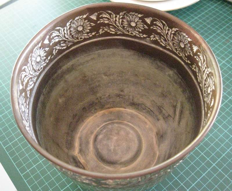 RIO TIEL HOLLAND PEWTER VASE (H 16cm, W19cm)