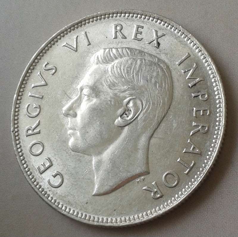 Lustrous 1943 Union silver 2 1/2 Shillings in AU