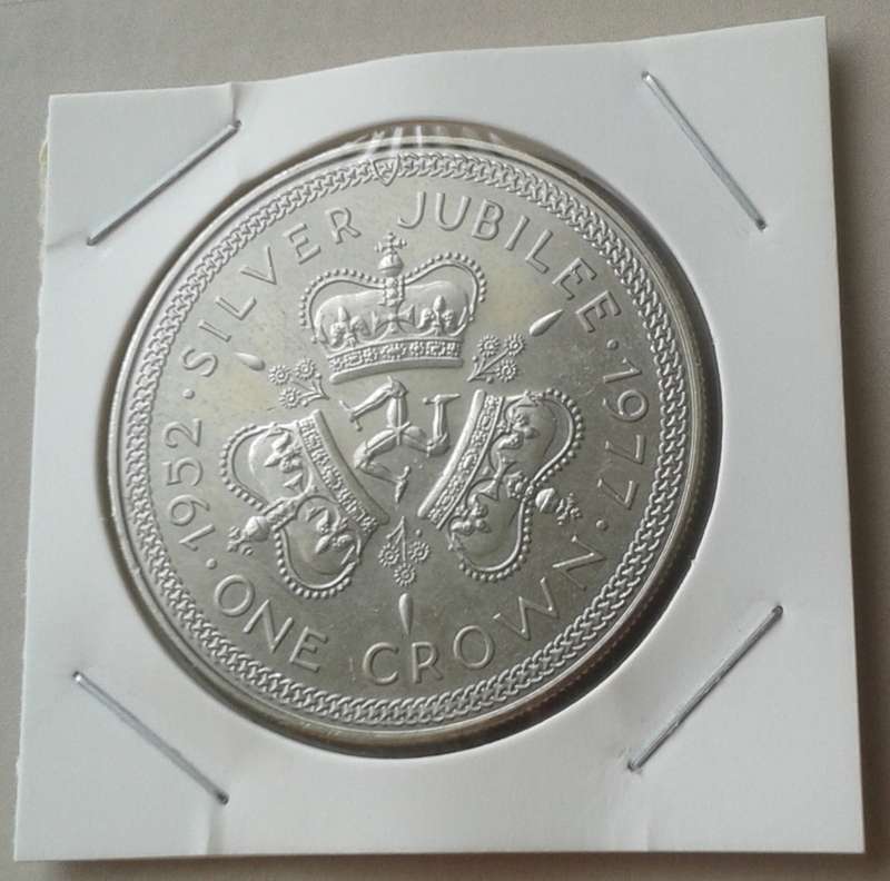 1977 Isle of Man uncirculated crown (Elizabeth silver jubilee)