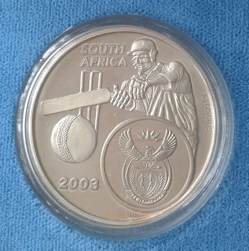 2003 Cricket World Cup proof silver tossing medal set in case with certificate