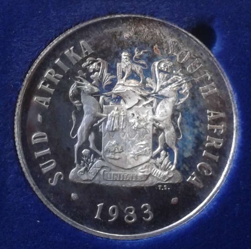 1983 Republic short proof set with silver R1 (mintage: 6835)