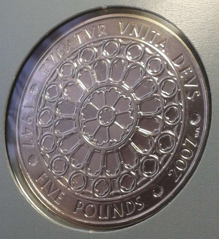 2007 Great Britain Elizabeth/Philip uncirculated crown in folder (Diamond wedding anniversary)