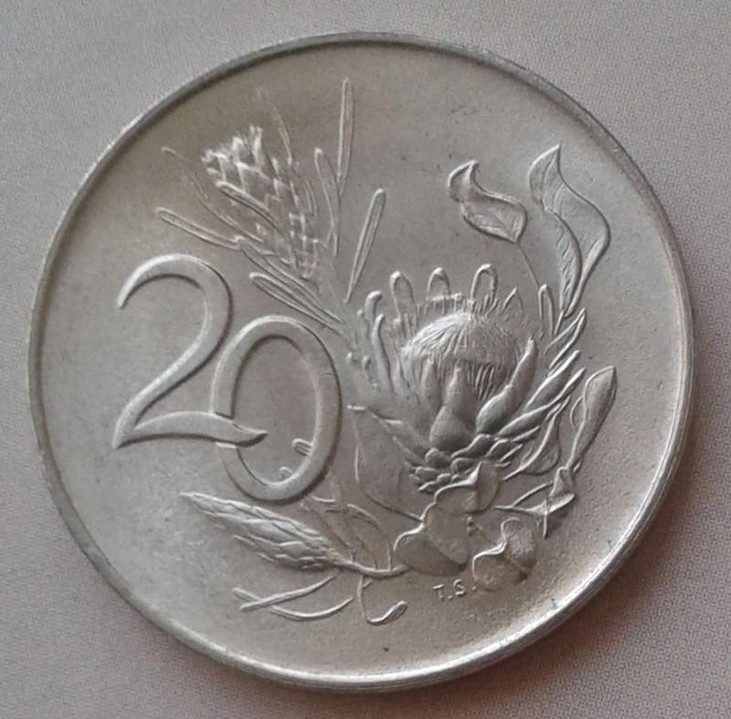 Uncirculated 1967 English nickel 20c (low mintage)