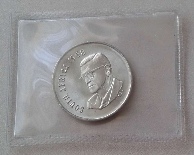Uncirculated 1968 English nickel 5c (Pres.Swart)
